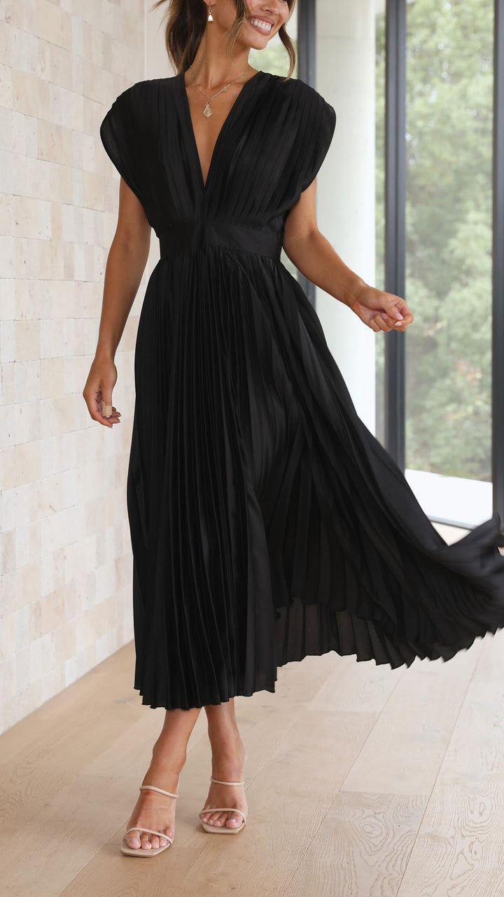 Westrows™ | Elegant Pleated Maxi Dress