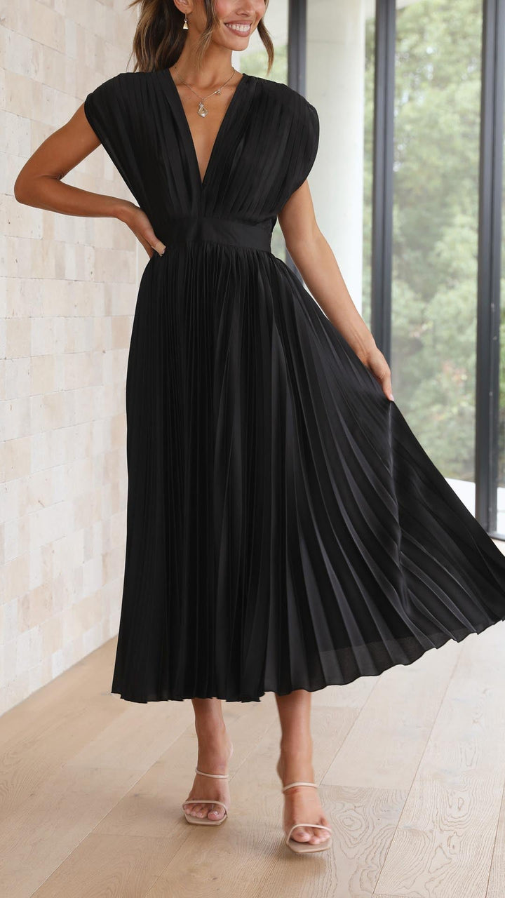 Westrows™ | Elegant Pleated Maxi Dress