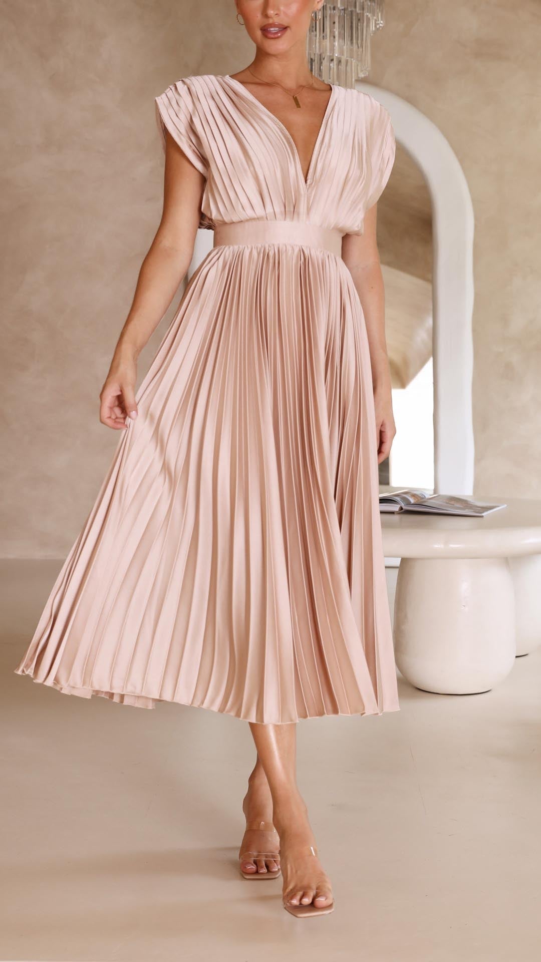 Westrows™ | Elegant Pleated Maxi Dress