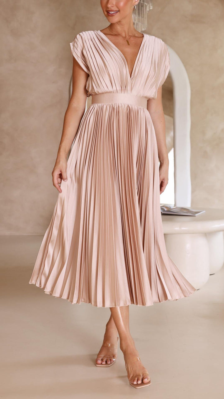 Westrows™ | Elegant Pleated Maxi Dress