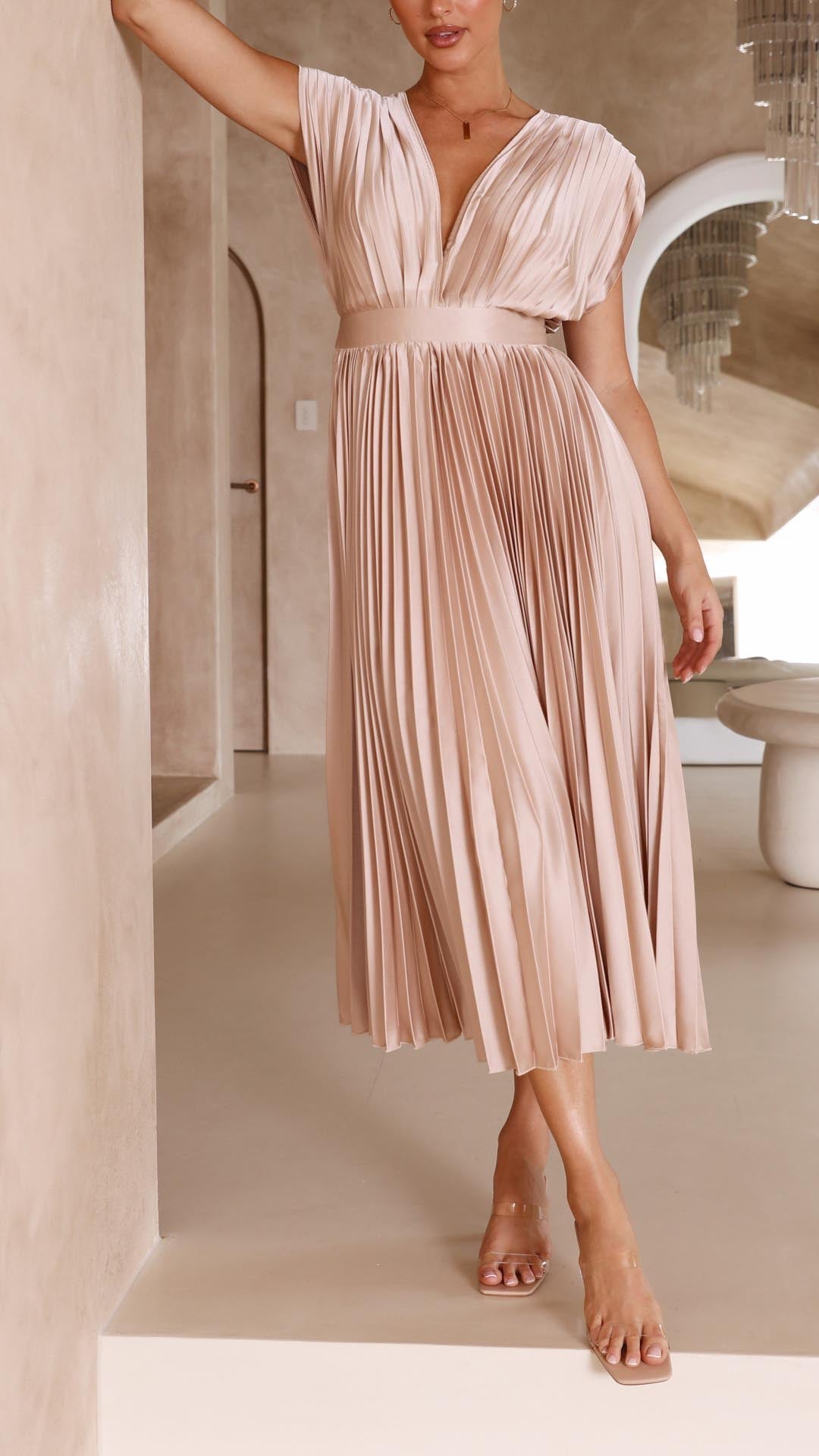 Westrows™ | Elegant Pleated Maxi Dress